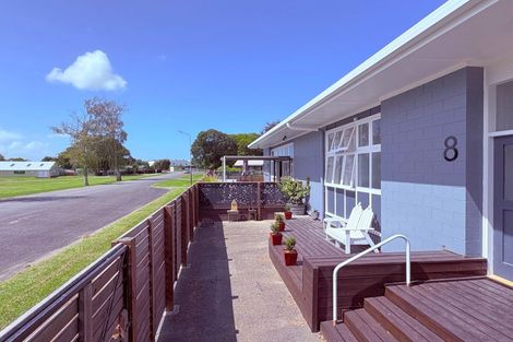 Photo of property in 8 Marine Parade, Wairoa, 4108