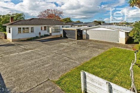 Photo of property in 97 Nile Road, Milford, Auckland, 0620