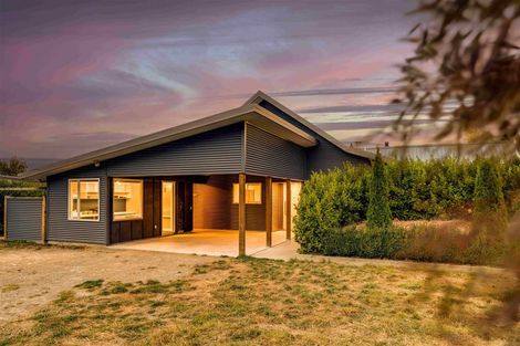 Photo of property in 7 Loburn Whiterock Road, Loburn, Rangiora, 7472