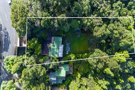 Photo of property in 73 Takahe Road, Titirangi, Auckland, 0604