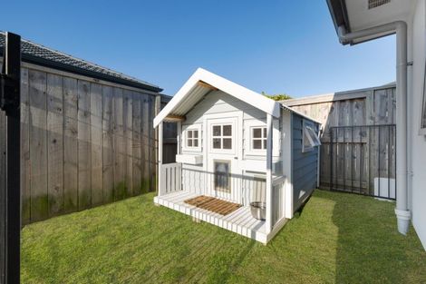Photo of property in 16 Kanapa Close, Papamoa, 3118