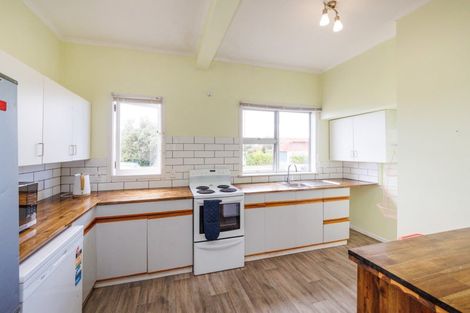 Photo of property in 21 Aru Street, Tangimoana, 4822