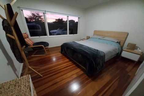 Photo of property in 2/4 Raphoe Place, Ellerslie, Auckland, 1051