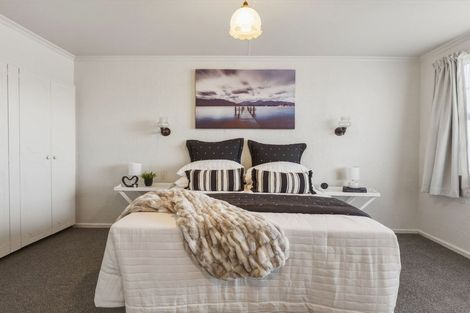 Photo of property in 16 Eden Street, Milton, 9220