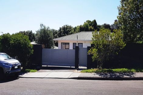 Photo of property in 1/38 Kaipatiki Road, Glenfield, Auckland, 0629