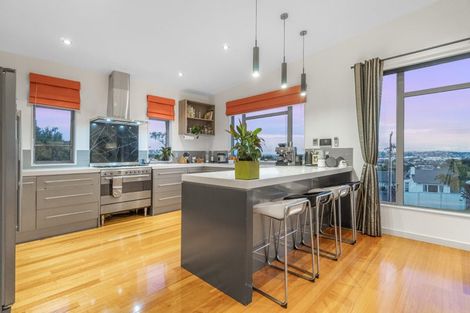 Photo of property in 219 East Coast Road, Campbells Bay, Auckland, 0620