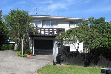 Photo of property in 2/3 Cashmere Place, Glenfield, Auckland, 0629