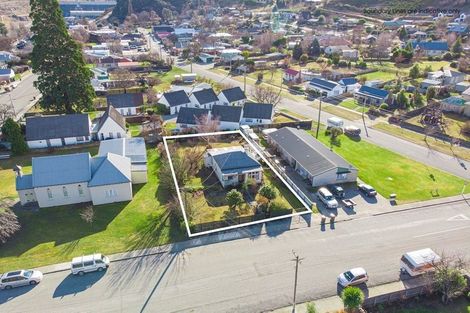 Photo of property in 8 Fraser Street, Clyde, 9330