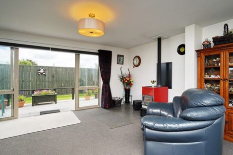 Photo of property in 21 Newbrook Terrace, Darfield, 7510