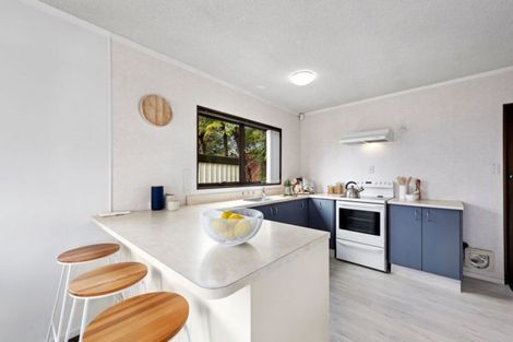 Photo of property in 136 Holborn Drive, Stokes Valley, Lower Hutt, 5019