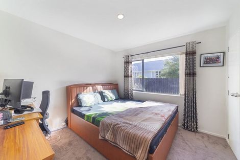 Photo of property in 52d Arimu Road, Papakura, 2110
