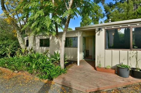 Photo of property in 4 Shadon Place, Stanmore Bay, Whangaparaoa, 0932