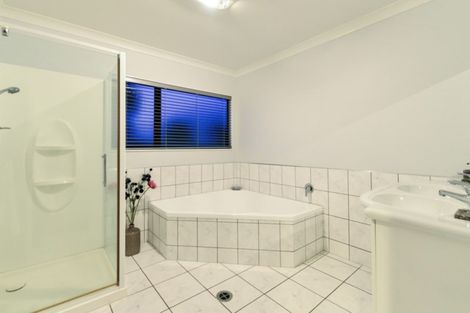 Photo of property in 2 Gracefield Place, Huntington, Hamilton, 3210