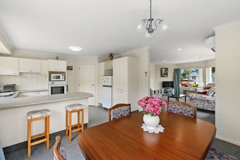 Photo of property in 11 Belvedere Avenue, Waikanae, 5036