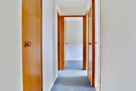 Photo of property in 2/309 Sunset Road, Sunnynook, Auckland, 0632