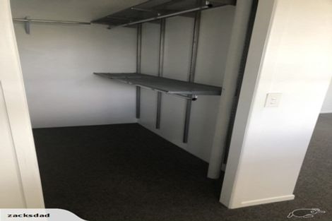 Photo of property in 1 Wakeling Avenue, Te Atatu South, Auckland, 0610