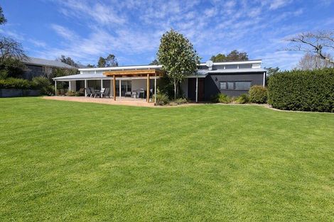 Photo of property in 43 Great North Road, Waipawa, 4210