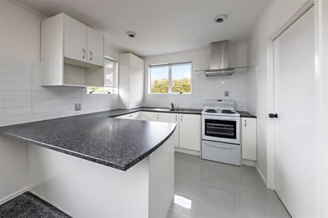 Photo of property in 2/36 Taitimu Drive, Weymouth, Auckland, 2103