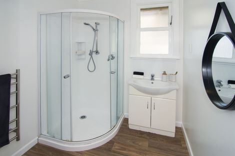 Photo of property in 226 High Street North, Carterton, 5713