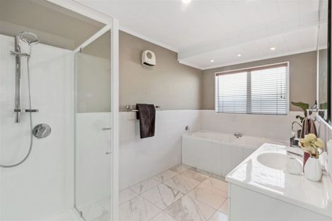 Photo of property in 6 West Belt, Rangiora, 7400