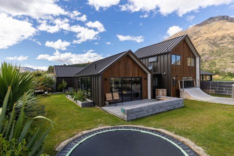 Photo of property in 28 Myles Way, Lower Shotover, Queenstown, 9304