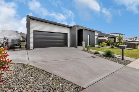 Photo of property in 7 Olney Court, One Tree Point, 0118