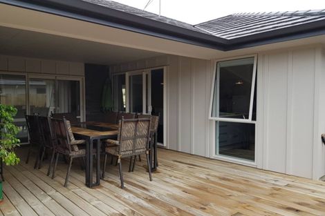 Photo of property in 4 Lakeside Terrace, Omokoroa, 3114