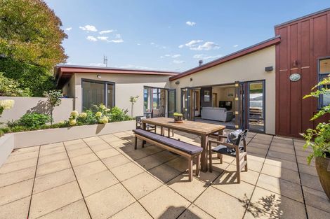 Photo of property in 58 Mt Marua Way, Timberlea, Upper Hutt, 5018