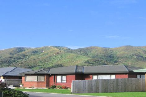 Photo of property in 71 Leighton Avenue, Waiwhetu, Lower Hutt, 5010