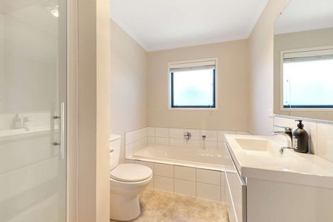 Photo of property in 28 Simon Street, Tawhero, Whanganui, 4501