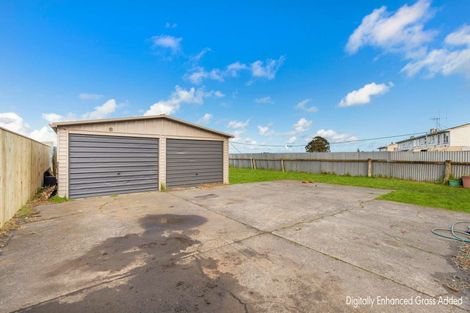 Photo of property in 60 Matipo Street, Castlecliff, Whanganui, 4501
