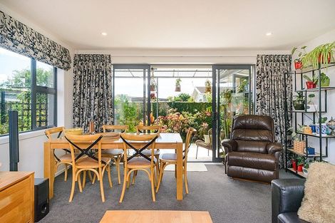 Photo of property in 43a Abraham Crescent, Milson, Palmerston North, 4414