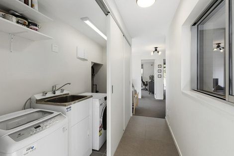 Photo of property in 3 Fore Street, Kaiwharawhara, Wellington, 6035