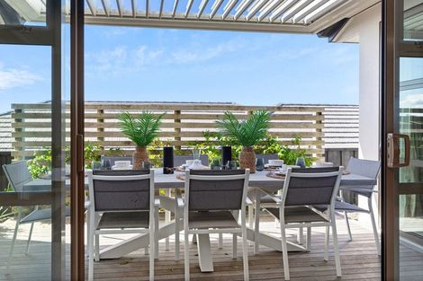 Photo of property in 24 Rexford Heights, Pyes Pa, Tauranga, 3112