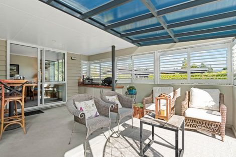 Photo of property in 7 Hewson Lane, Greytown, 5712