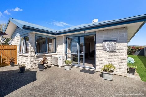 Photo of property in 32 Somerset Crescent, Highbury, Palmerston North, 4412