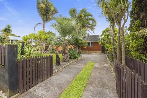 Photo of property in 28 Mack Place, Red Hill, Papakura, 2110