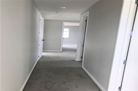 Photo of property in 14 Roa Avenue, Hobsonville, Auckland, 0616