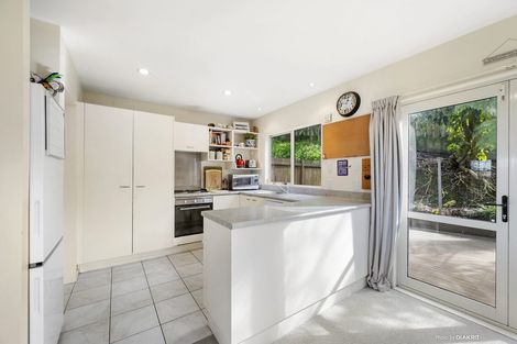 Photo of property in 2/9 Braemar Terrace, Johnsonville, Wellington, 6037