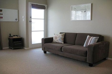 Photo of property in 1/11 Celtic Crescent, Ellerslie, Auckland, 1051