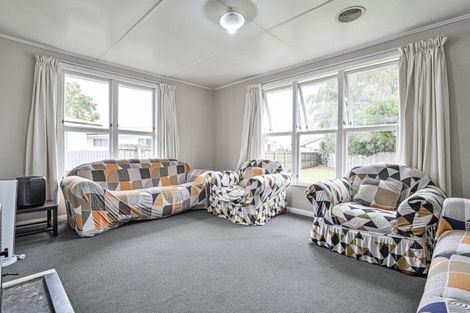 Photo of property in 1023 Bledisloe Street, Raureka, Hastings, 4120