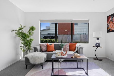Photo of property in 1/46 Park Estate Road, Rosehill, Papakura, 2113