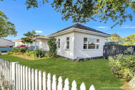 Photo of property in 202 Botanical Road, Takaro, Palmerston North, 4412