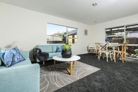 Photo of property in 25a Rogan Street, Mount Roskill, Auckland, 1041