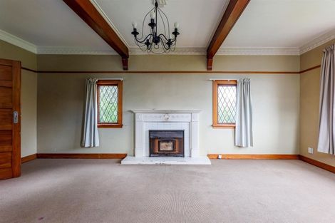 Photo of property in 1 Edward Street, Dannevirke, 4930