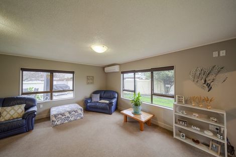 Photo of property in 375 Westminster Avenue, Tamatea, Napier, 4112