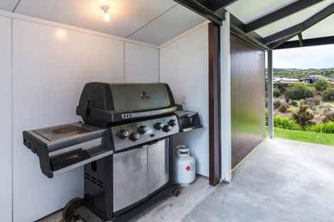 Photo of property in 28 Candu Lane, Kinloch, Taupo, 3377