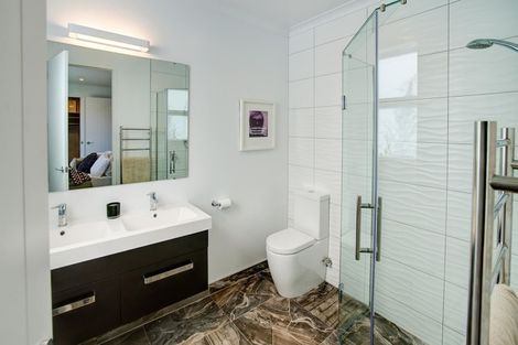 Photo of property in 5 Hooton Drive, Huapai, Kumeu, 0810