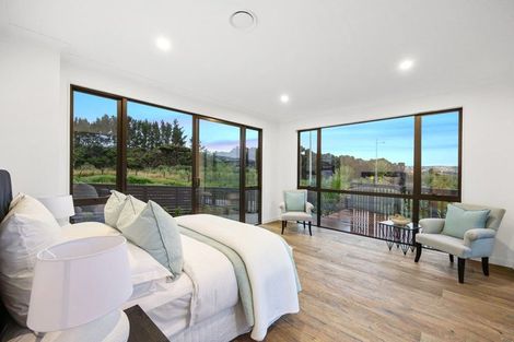 Photo of property in 101 Glenvar Ridge Road, Long Bay, Auckland, 0630