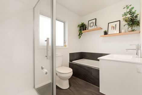 Photo of property in 39 Makawe Roa Street, Marshland, Christchurch, 8083